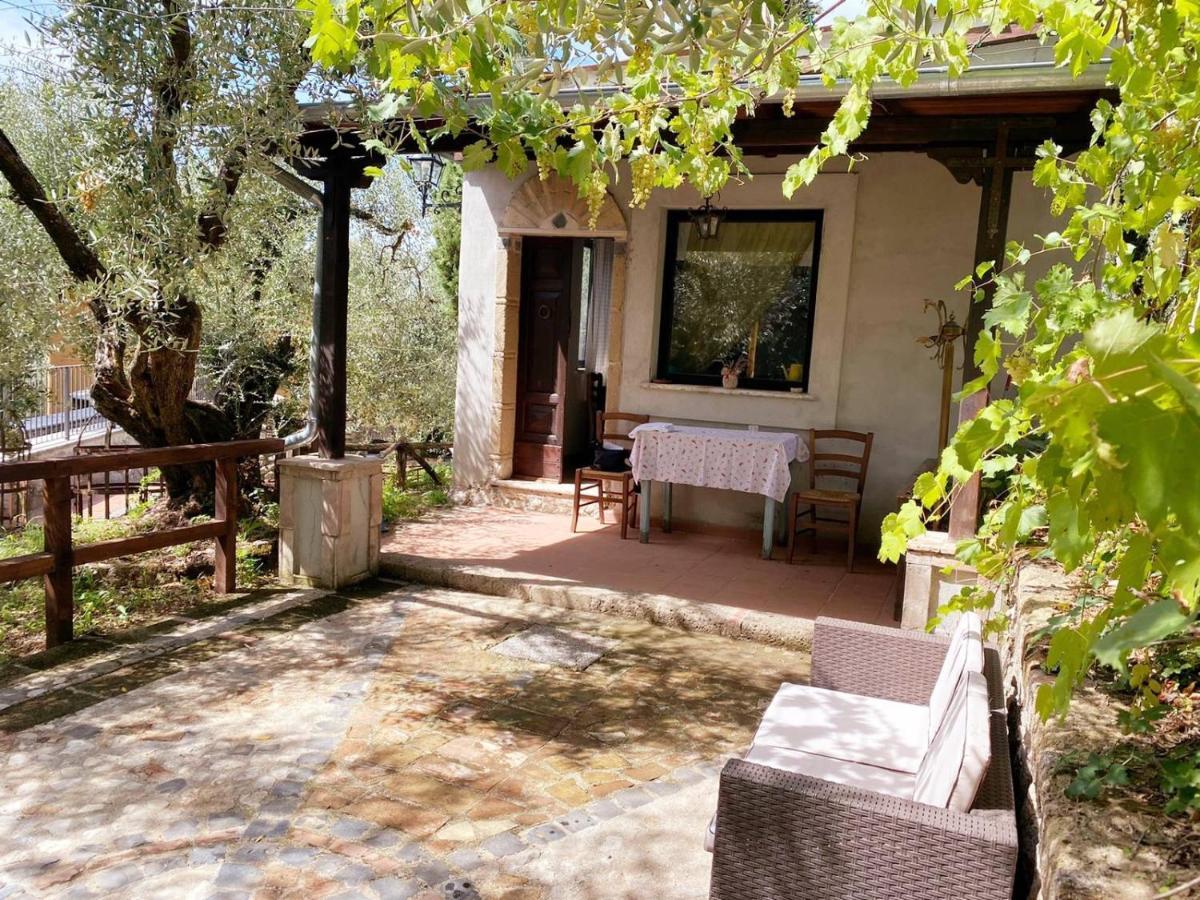 Vila Casale L'Antica Mola Castel Madama Exteriér fotografie